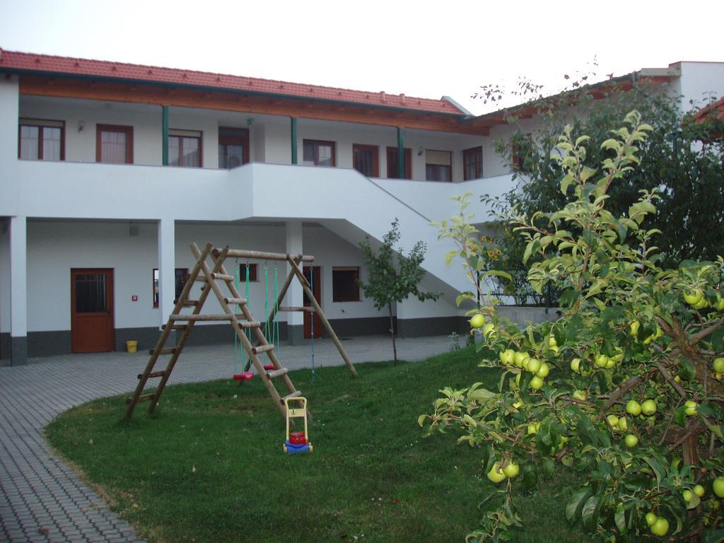 Gaestehaus Strommer Illmitz Εξωτερικό φωτογραφία